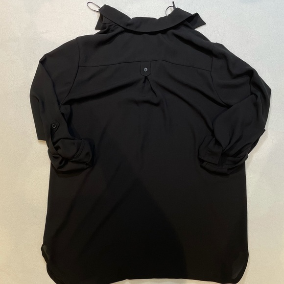 Small BLack Pleione Flowy Spread Collar Blouse Top - Picture 10 of 13